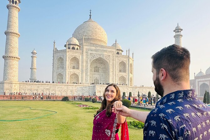 Luxury Travel Experience in Agra: What to Expect